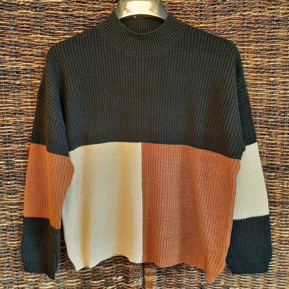 ANDREE BY UNIT Colorblock Sweater